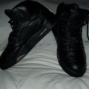 BLACK ON BLACK AIR JORDAN FLIGHTS